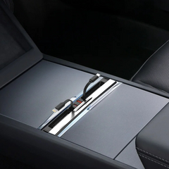 Centre Console Charging Station (Model Y Juniper/Model 3 Highland)
